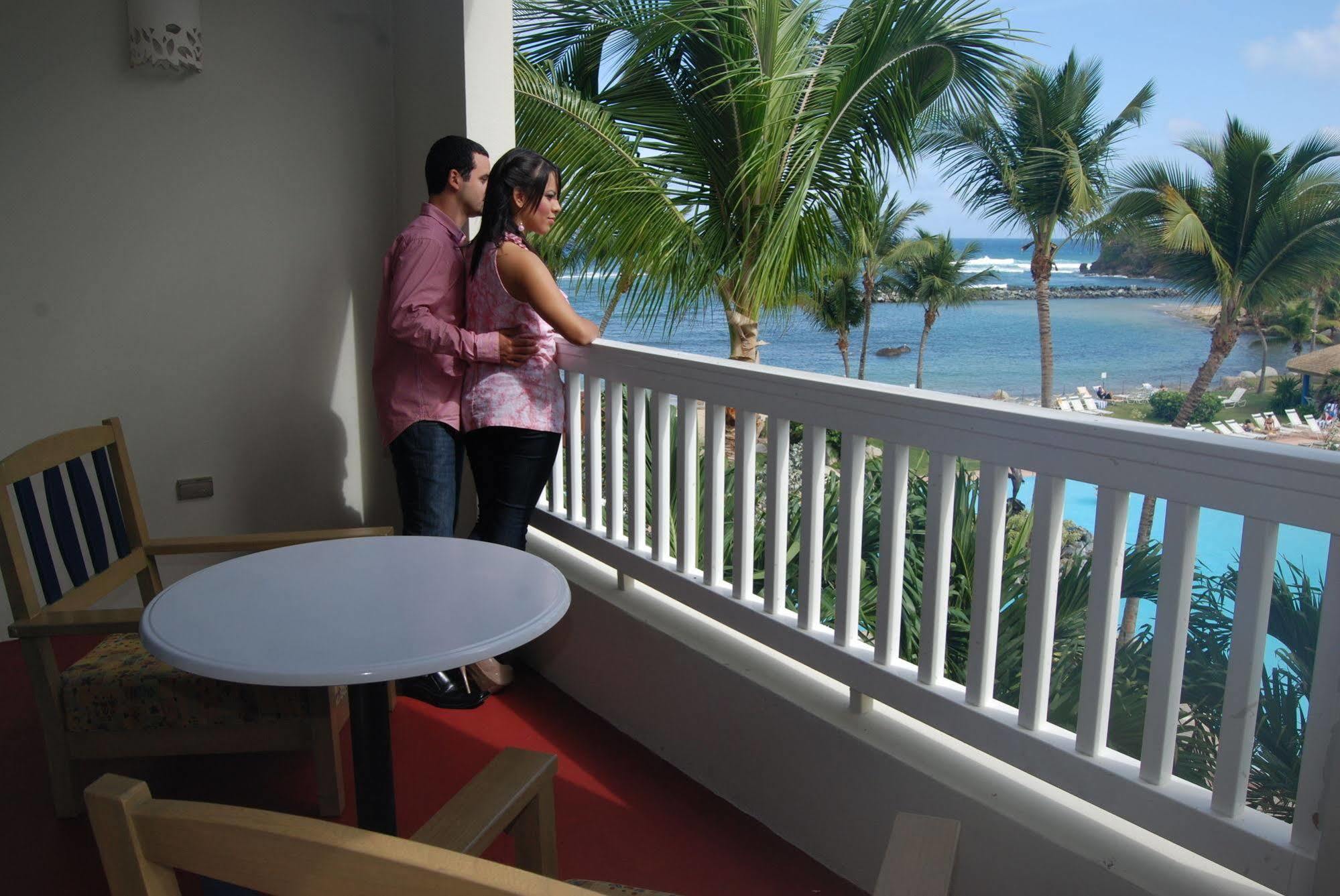 Hotel Aquarius Vacation Club At Dorado Del Mar Exterior foto