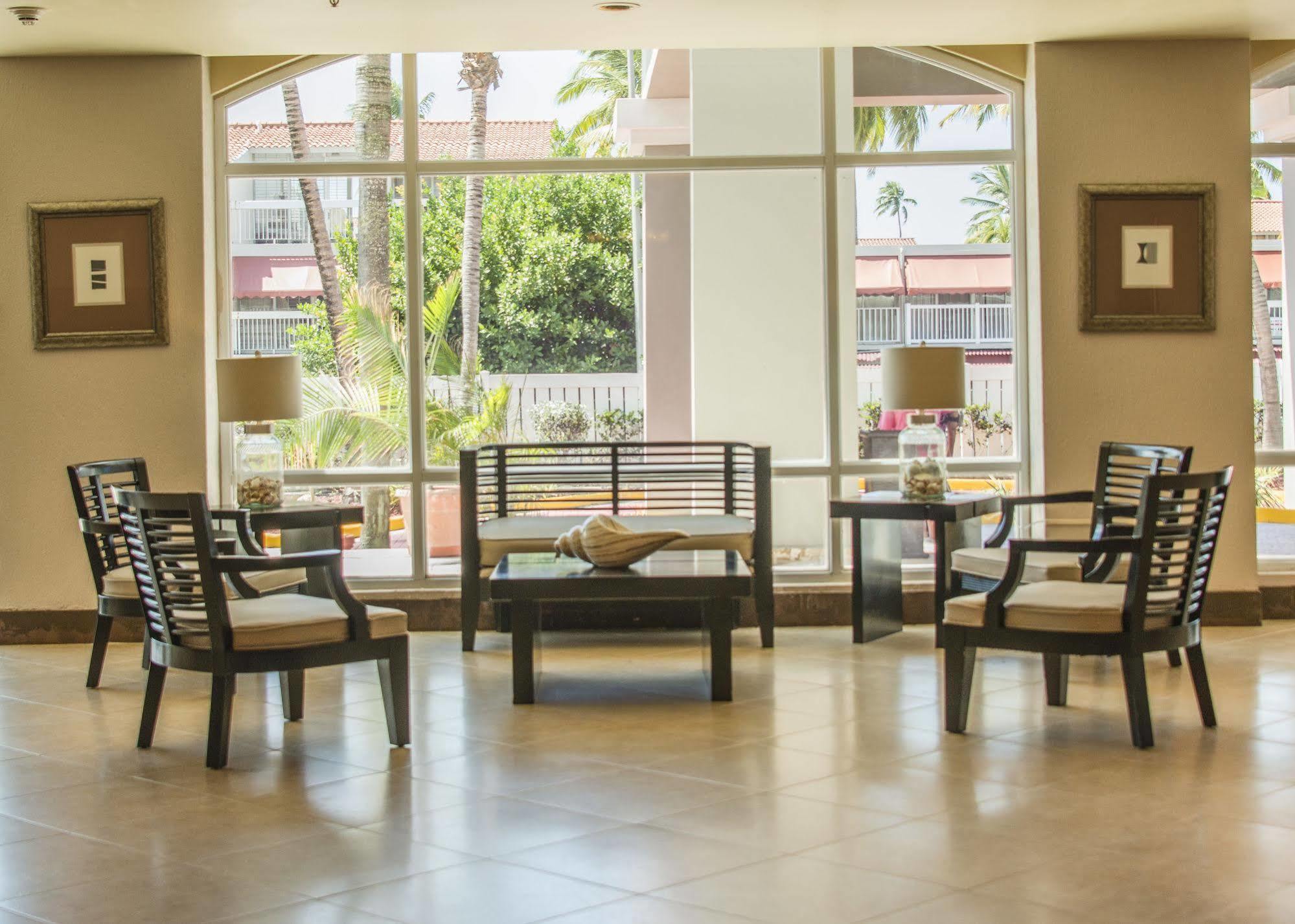 Hotel Aquarius Vacation Club At Dorado Del Mar Exterior foto