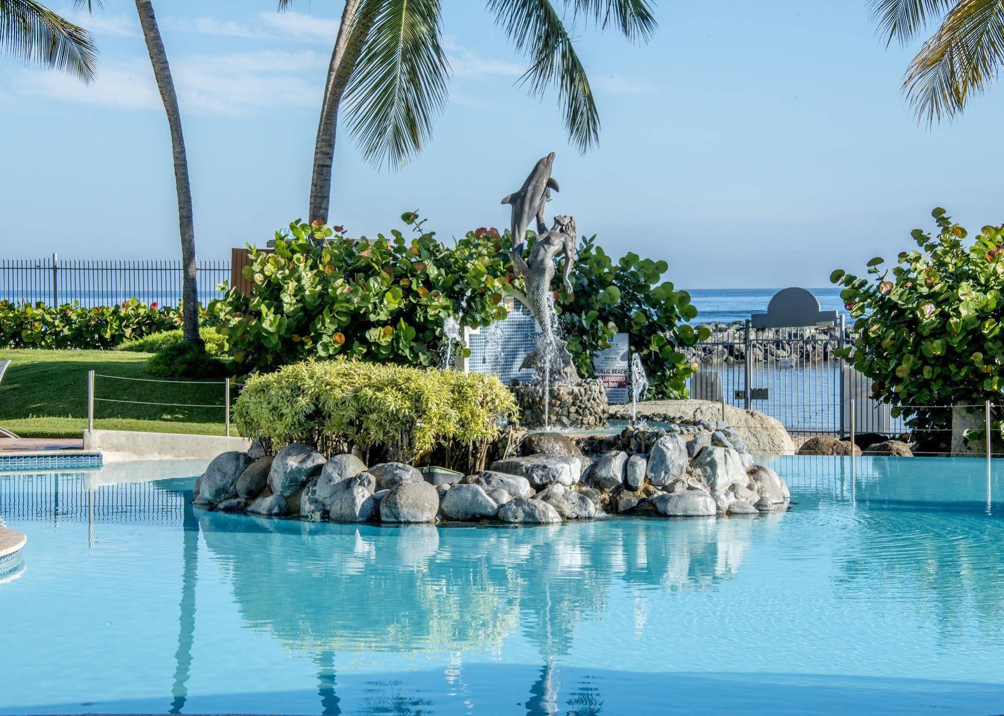 Hotel Aquarius Vacation Club At Dorado Del Mar Exterior foto